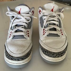 BOYS NIKE AIR JORDANS (size - 4Youth); red / white / gray